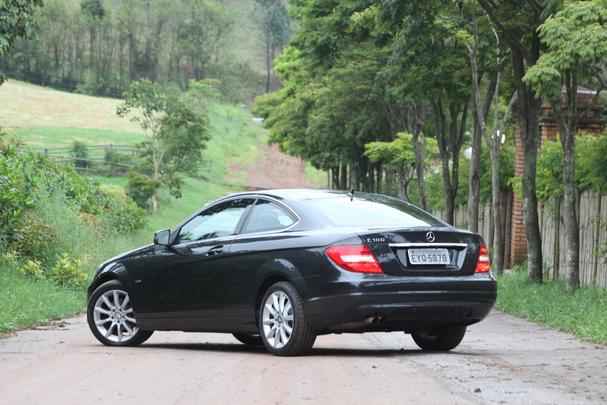 Mercedes-Benz C180 Coup� - Marlos Ney Vidal/EM/D.A PRESS