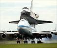 �nibus Espacial Discovery � levado para museu (�nibus Espacial Discovery � levado para museu)