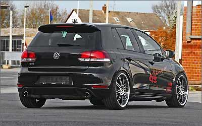 Sem muitas modifica��es externas, esse GTI se passa pela vers�o de 213 cv