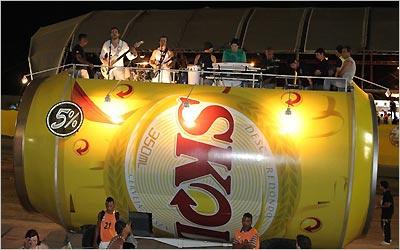 Trio el�trico da banda 5% foge do convencional, mas ainda leva a essencia do velho Ford Bigode