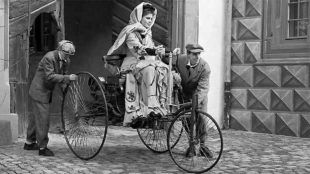  (Mercedes-Benz-Divulga��o)