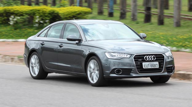 No novo modelo, os faróis podem ser totalmente em LED (Andre Larangeira/Audi/Divulgação) No novo modelo, os faróis podem ser totalmente em LED (Andre Larangeira/Audi/Divulgação)