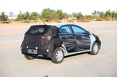 O HB ser� apresentado no Sal�o do Autom�vel em outubro de 2012 e a produ��o come�a em novembro (Hyundai/Divulga��o)