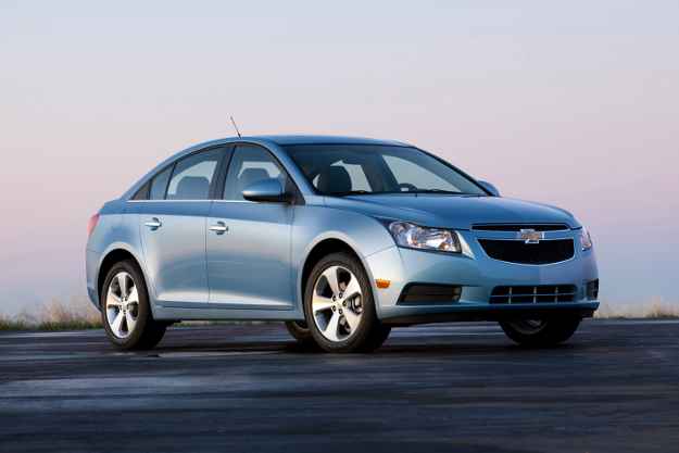 Sed� Cruze, junto do Cobalt, colaborou para a arrancada da marca neste in�cio de 2012 (Divulga��o)