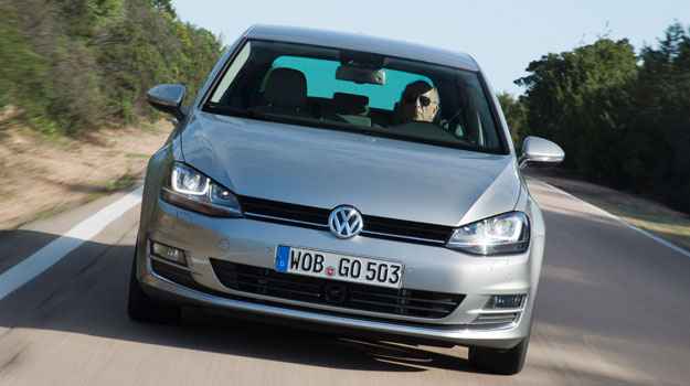 Vincos no capô dão continuidade às colunas dianteiras, reforçando aerodinâmica (Volkswagen / Divulgação) Vincos no capô dão continuidade às colunas dianteiras, reforçando aerodinâmica (Volkswagen / Divulgação)