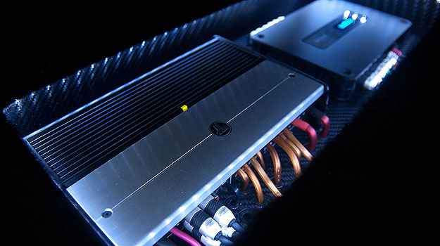 Módulo JL Audio e processador digital Audison (Thiago Ventura/EM/D.A Press)