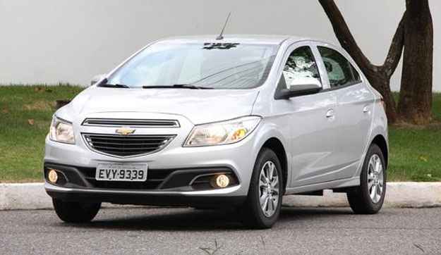 Chevrolet Onix substitui o Corsa e j� � uma das amea�as ao reinado absoluto do Volkswagen Gol (Marlos Ney Vidal/EM/D.A Press)