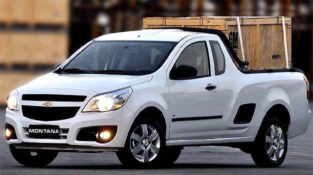 A versão básica da Chevrolet Montana não é equipada nem com itens de segurança nem de conforto... (Chevrolet/Divulgação) A versão básica da Chevrolet Montana não é equipada nem com itens de segurança nem de conforto... (Chevrolet/Divulgação)