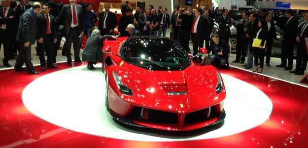 Nova Ferrari Enzo vai custar 1,2 milh�o de euros (Jorge Moraes/DP/DAPRESS)