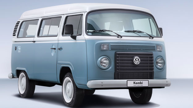 Utilitário tem pintura retrô em azul e branco (Volkswagen/Divulgação) Utilitário tem pintura retrô em azul e branco (Volkswagen/Divulgação)