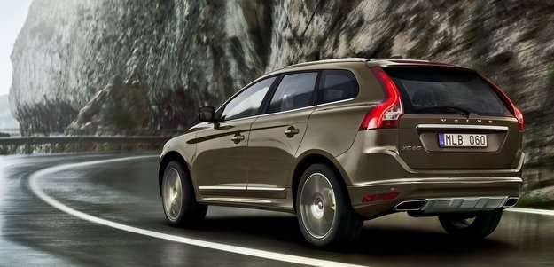Quanto à motorização, as variantes T5 têm motor 2.0 turbo de 240 cv e as T6 trazem propulsor 3.0 de 304 cv (Volvo/divulgação) Quanto à motorização, as variantes T5 têm motor 2.0 turbo de 240 cv e as T6 trazem propulsor 3.0 de 304 cv (Volvo/divulgação)