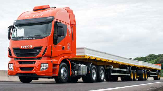 No projeto de um extrapesado, a maior preocupação é proporcionar o melhor bem-estar a bordo para o motorista (Studio Cerri/Divulgacao/Iveco ) No projeto de um extrapesado, a maior preocupação é proporcionar o melhor bem-estar a bordo para o motorista (Studio Cerri/Divulgacao/Iveco )