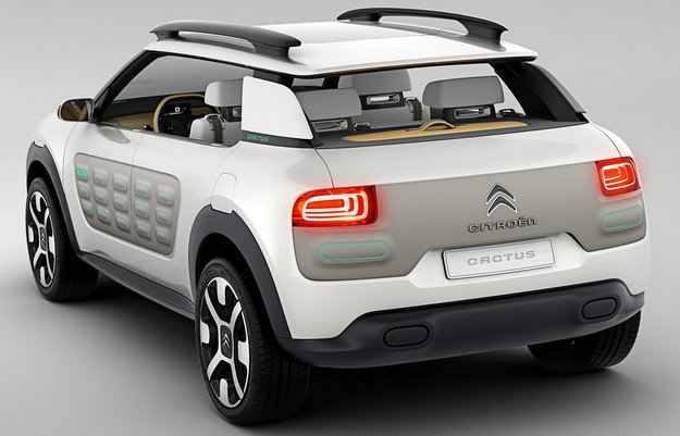 Design da traseira traz um conjunto de iluminação com luzes de LED nos faróis e nas sinalizações de freio (Citroen/divulgação) Design da traseira traz um conjunto de iluminação com luzes de LED nos faróis e nas sinalizações de freio (Citroen/divulgação)
