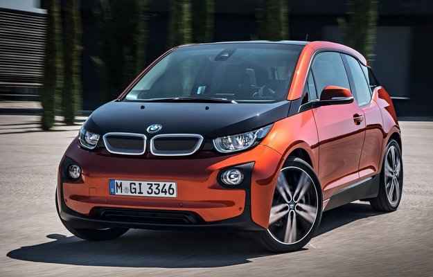 O i3 traz carroceria leve feita de fibra de carbono, o que resulta em 1.195 kg (BMW/divulgação) O i3 traz carroceria leve feita de fibra de carbono, o que resulta em 1.195 kg (BMW/divulgação)