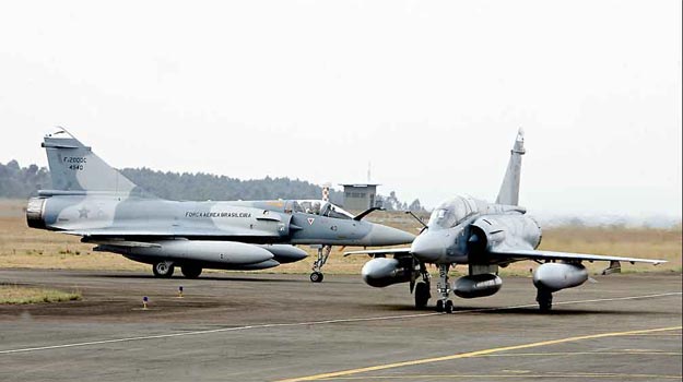 Até dezembro, a Força Aérea Brasileira vai desativar os Mirage 2000 (Evaristo Sa/AFP) Até dezembro, a Força Aérea Brasileira vai desativar os Mirage 2000 (Evaristo Sa/AFP)