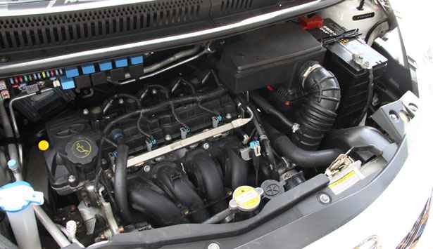 A JAC afirma que o carro tem motor 1.4, quando na verdade é 1.3 (Marlos Ney Vidal/EM/D.A Press)