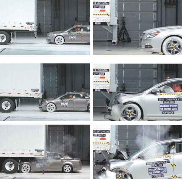 Na sequência da esquerda, de 2007, o underride guard de um caminhão da Hyundai não consegue conter a batida do automóvel; depois disso, à direita, o fabricante desenvolveu um novo para-choque que não deixou o carro entrar debaixo do caminhão (IIHS/DIVULGAÇÃO) Na sequência da esquerda, de 2007, o underride guard de um caminhão da Hyundai não consegue conter a batida do automóvel; depois disso, à direita, o fabricante desenvolveu um novo para-choque que não deixou o carro entrar debaixo do caminhão (IIHS/DIVULGAÇÃO)