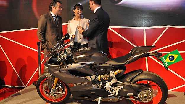 Modelo estará disponível no mercado brasileiro em 2014 Modelo estará disponível no mercado brasileiro em 2014