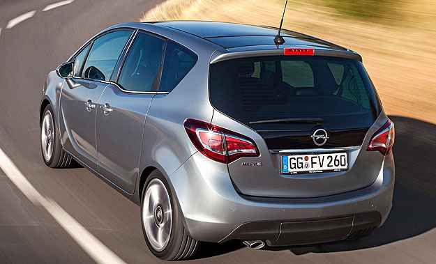 Luzes de LED nas lanternas traseiras (Opel/Divulgação) Luzes de LED nas lanternas traseiras (Opel/Divulgação)