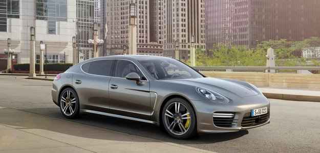 Com novos compressores, o Turbo S agora gera 570 cv de potência (Porsche/divulgação) Com novos compressores, o Turbo S agora gera 570 cv de potência (Porsche/divulgação)