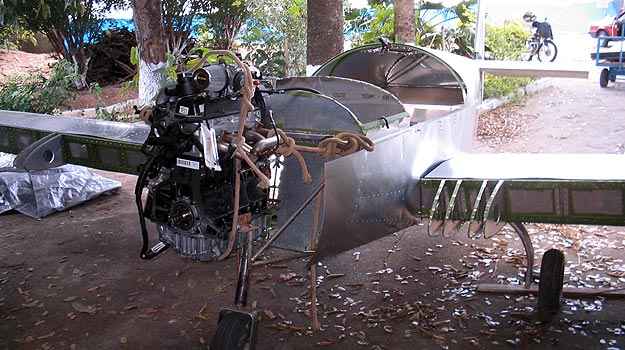 O avião chegou a ter motor de Santana, substituído por um Rotax (Ronaldo Santiago Silveira/Arquivo Pessoal) O avião chegou a ter motor de Santana, substituído por um Rotax (Ronaldo Santiago Silveira/Arquivo Pessoal)