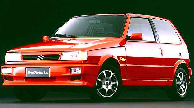 Uma das versões mais famosas: Uno Turbo 1.4 i.e. (Fiat/Divulgação) Uma das versões mais famosas: Uno Turbo 1.4 i.e. (Fiat/Divulgação)