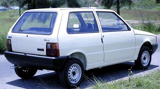 Uno-S, de 1984 (Fiat/Divulgação) Uno-S, de 1984 (Fiat/Divulgação)