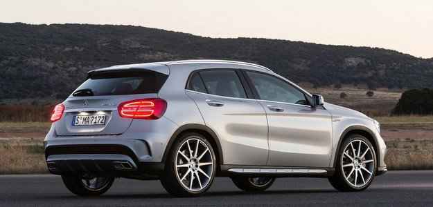 No visual, ele é bem parecido com o protótipo apresentado no Salão de Los Angeles (Mercedes-Benz/divulgação) No visual, ele é bem parecido com o protótipo apresentado no Salão de Los Angeles (Mercedes-Benz/divulgação)