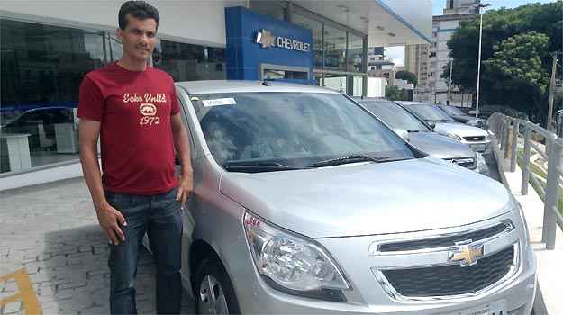 Ivan Souza é fã da Chevrolet e comprou um Cobalt na Grande Minas (Marcus Celestino/EM/D.A PRESS) Ivan Souza é fã da Chevrolet e comprou um Cobalt na Grande Minas (Marcus Celestino/EM/D.A PRESS)
