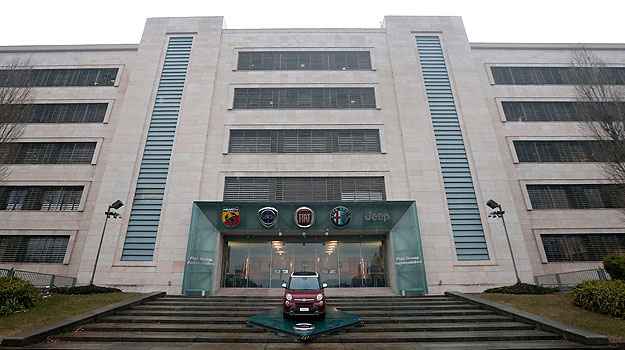 Sede da Fiat SpA, em Turim, onde foi criada a Fiat Chrysler Automobiles ( AFP PHOTO / MARCO ) Sede da Fiat SpA, em Turim, onde foi criada a Fiat Chrysler Automobiles ( AFP PHOTO / MARCO )