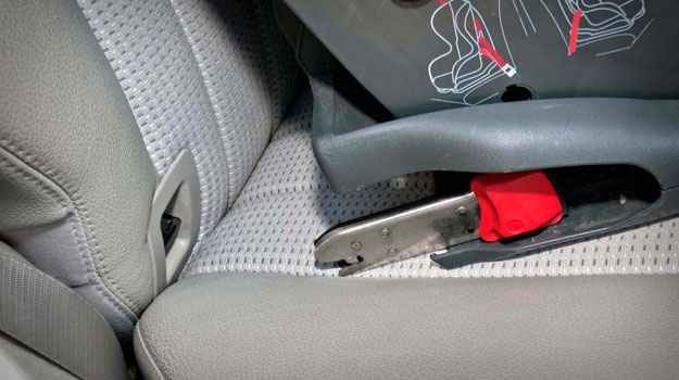Sistema Isofix para fixação de cadeirinha infantil
(Seguridadvialinfantil.org/Reproducao da Internet ) Sistema Isofix para fixação de cadeirinha infantil
(Seguridadvialinfantil.org/Reproducao da Internet )