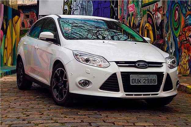 Terceira geração do Focus só chegou ao Brasil em setembro de 2013 e agora ficou defasada (Ford/Divulgação) Terceira geração do Focus só chegou ao Brasil em setembro de 2013 e agora ficou defasada (Ford/Divulgação)
