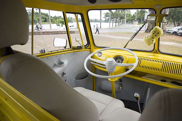 Visual da Pampulha do interior e janelas split da Kombi (Thiago Ventura/EM/D.A Press) Visual da Pampulha do interior e janelas split da Kombi (Thiago Ventura/EM/D.A Press)