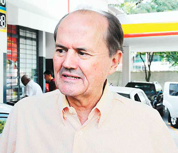 Por ser mais apropriado ao nosso clima, José Roberto prefere o prata (Euler Junior/EM/D.A Press) Por ser mais apropriado ao nosso clima, José Roberto prefere o prata (Euler Junior/EM/D.A Press)