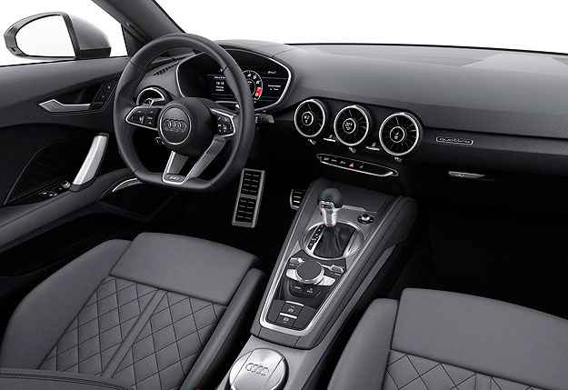 Interior mais limpo e volante com base achatada: 'Less is more' (Audi/Divulgação) Interior mais limpo e volante com base achatada: 'Less is more' (Audi/Divulgação)
