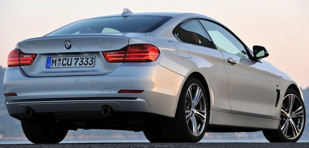 O veículo possui câmbio automático de oito velocidades (BMW/divulgação ) O veículo possui câmbio automático de oito velocidades (BMW/divulgação )