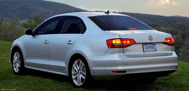 Lanterna ganhou novo corte, deixando a traseira mais moderna (Volkswagen/Divulgacao) Lanterna ganhou novo corte, deixando a traseira mais moderna (Volkswagen/Divulgacao)