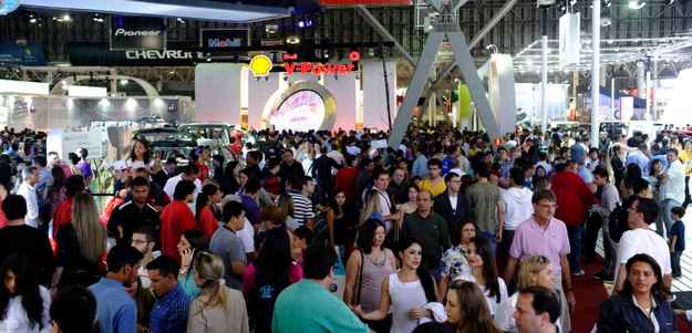 Esgotamento do primeiro lote de ingressos faz organização sonhar com recorde de público (Salão Internacional do Automóvel de São Paulo/ divulgação ) Esgotamento do primeiro lote de ingressos faz organização sonhar com recorde de público (Salão Internacional do Automóvel de São Paulo/ divulgação )