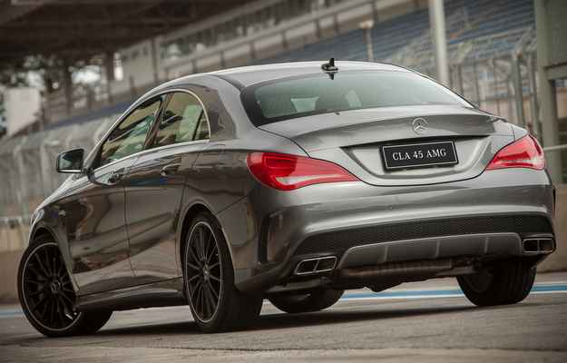 Esportivo acelera de 0 a 100 km/h em apenas 4,6 segundos (Mercedes-Benz/Divulgação) Esportivo acelera de 0 a 100 km/h em apenas 4,6 segundos (Mercedes-Benz/Divulgação)