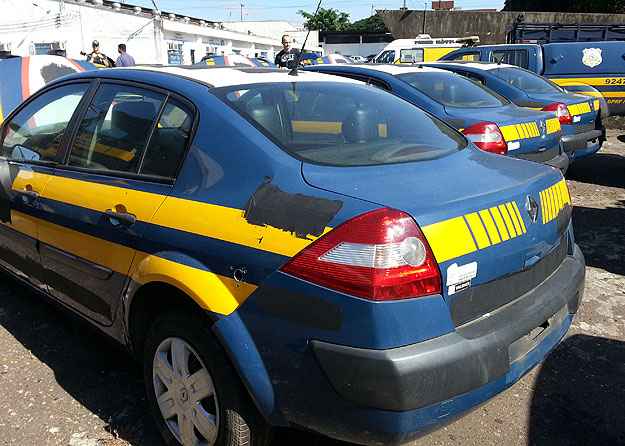 Renault Megane Expression 2.0 - 2009 - R$ 2.900 (Thiago Ventura/EM/D.A Press) Renault Megane Expression 2.0 - 2009 - R$ 2.900 (Thiago Ventura/EM/D.A Press)