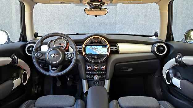 No interior, quase nenhuma alteração (Mini/divulgação ) No interior, quase nenhuma alteração (Mini/divulgação )