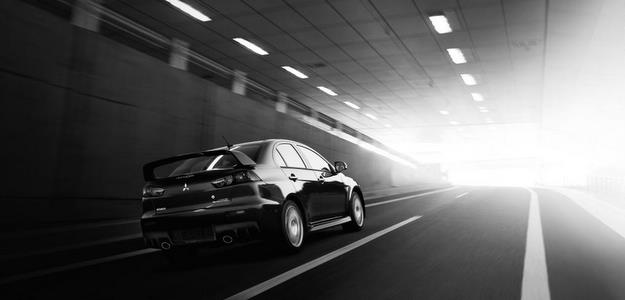 Lancer Evolution 2015 ganhou espelhos laterais com aquecimento (Mitsubishi/divulgacao ) Lancer Evolution 2015 ganhou espelhos laterais com aquecimento (Mitsubishi/divulgacao )