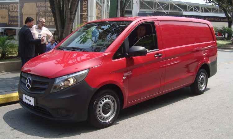 Viano - (VITO): Fabricação na Argentina em 2014 20151015181825457308e