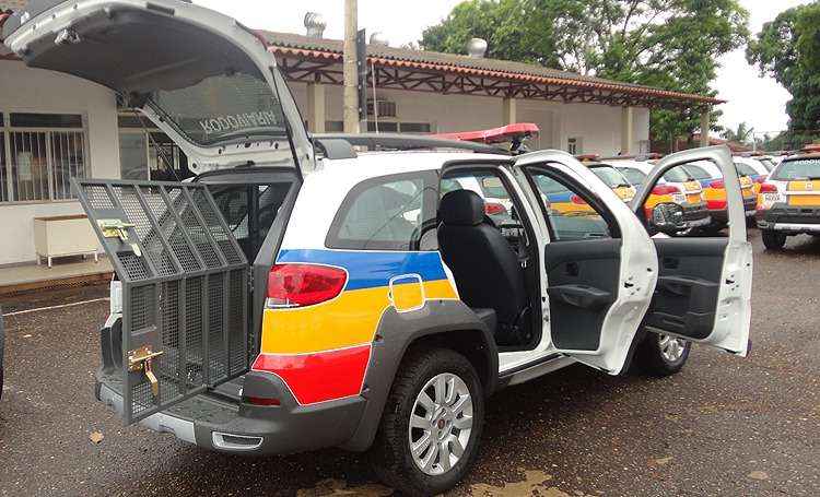 Detalhe da cela para suspeitos das viaturas. Modelo será locado por R$ 1.930 ao mês ou adquirido por R$ 65 mil de acordo com cada caso - DAL/PMMG