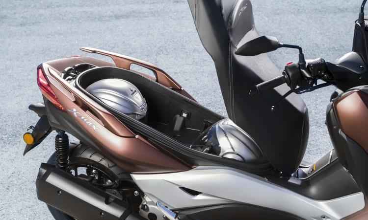 Yamaha/Divulgação O porta-malas comporta dois capacetes e outros objetos - Yamaha/Divulgação