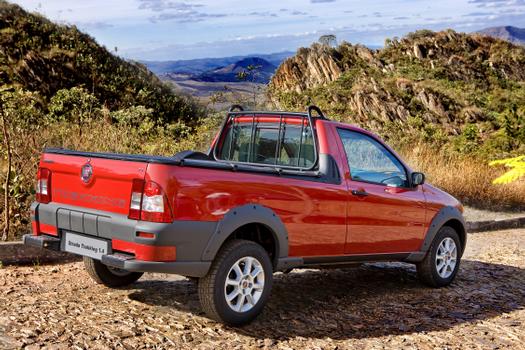 Fiat Strada 2009 - Vrum
