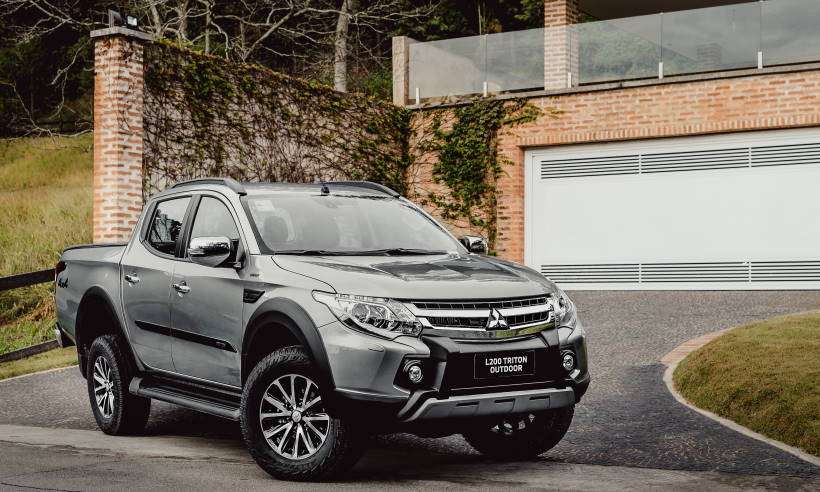 mitsubishi lança l200 triton outdoor 2021 a partir de r