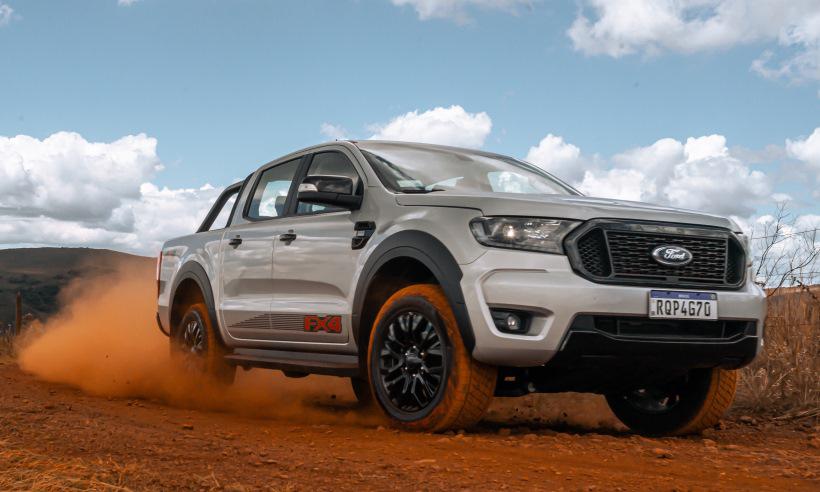 Testamos a Ford Ranger FX4 3.2 AT6: desempenho razoável, mas falta conteúdo
